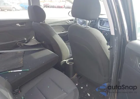 2021 Hyundai Accent Se z USA, uszkodzony, nr VIN 3KPC24A61ME134031